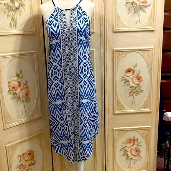 Dresses & Skirts - Adorable asymmetric summer dress